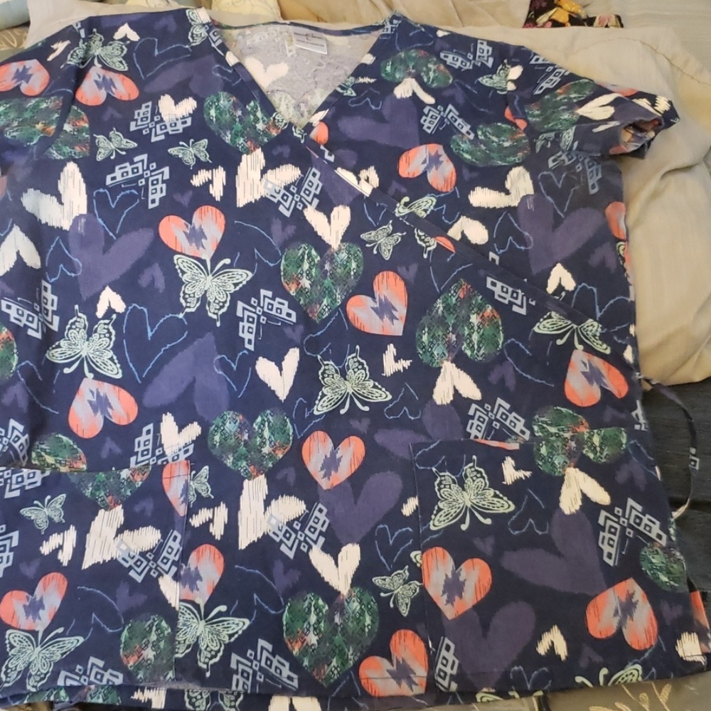 Scrub top